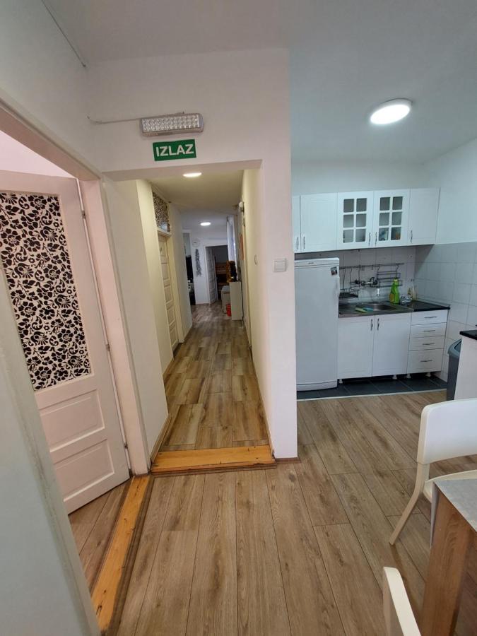 בלגרד Hostel Inn Downtown מראה חיצוני תמונה