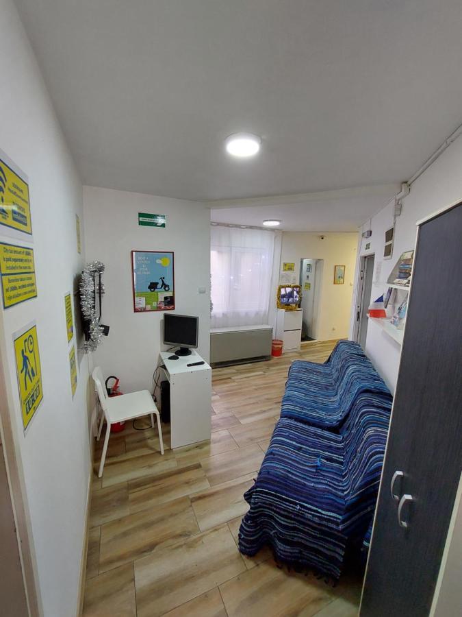 בלגרד Hostel Inn Downtown מראה חיצוני תמונה