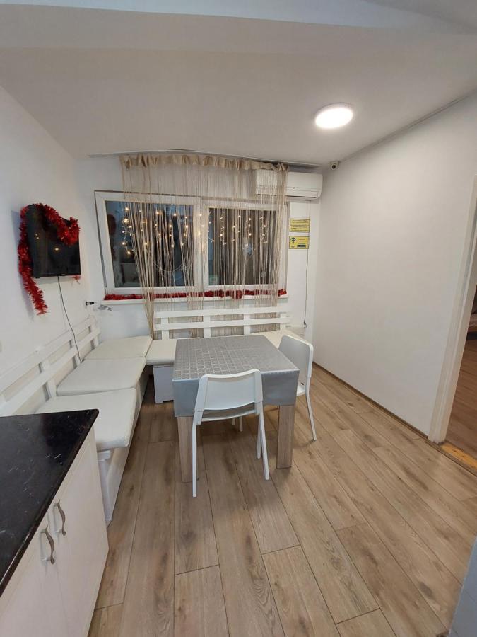 בלגרד Hostel Inn Downtown מראה חיצוני תמונה