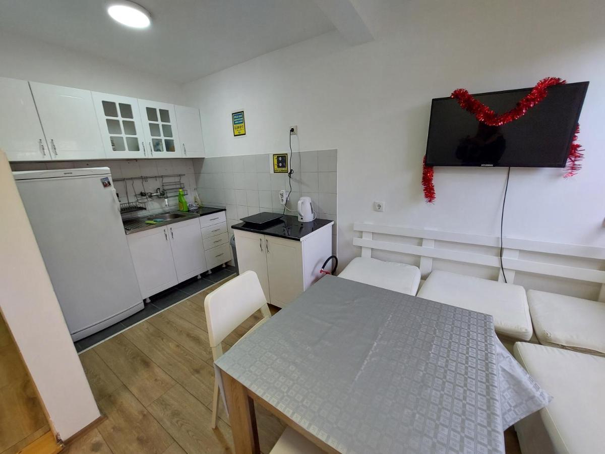 בלגרד Hostel Inn Downtown מראה חיצוני תמונה