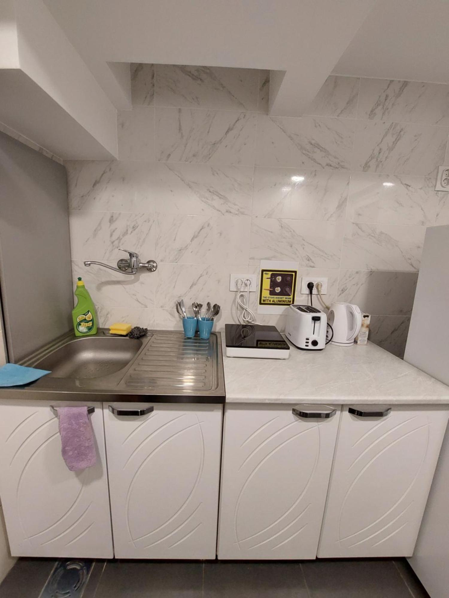 בלגרד Hostel Inn Downtown חדר תמונה